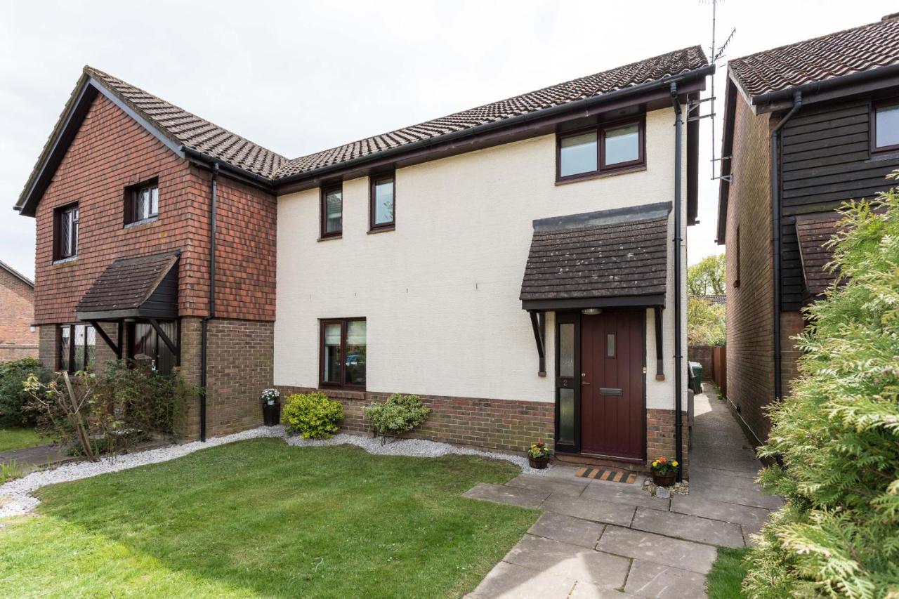 Grassmere - 3 Bed House With Private Garden Horley Luaran gambar